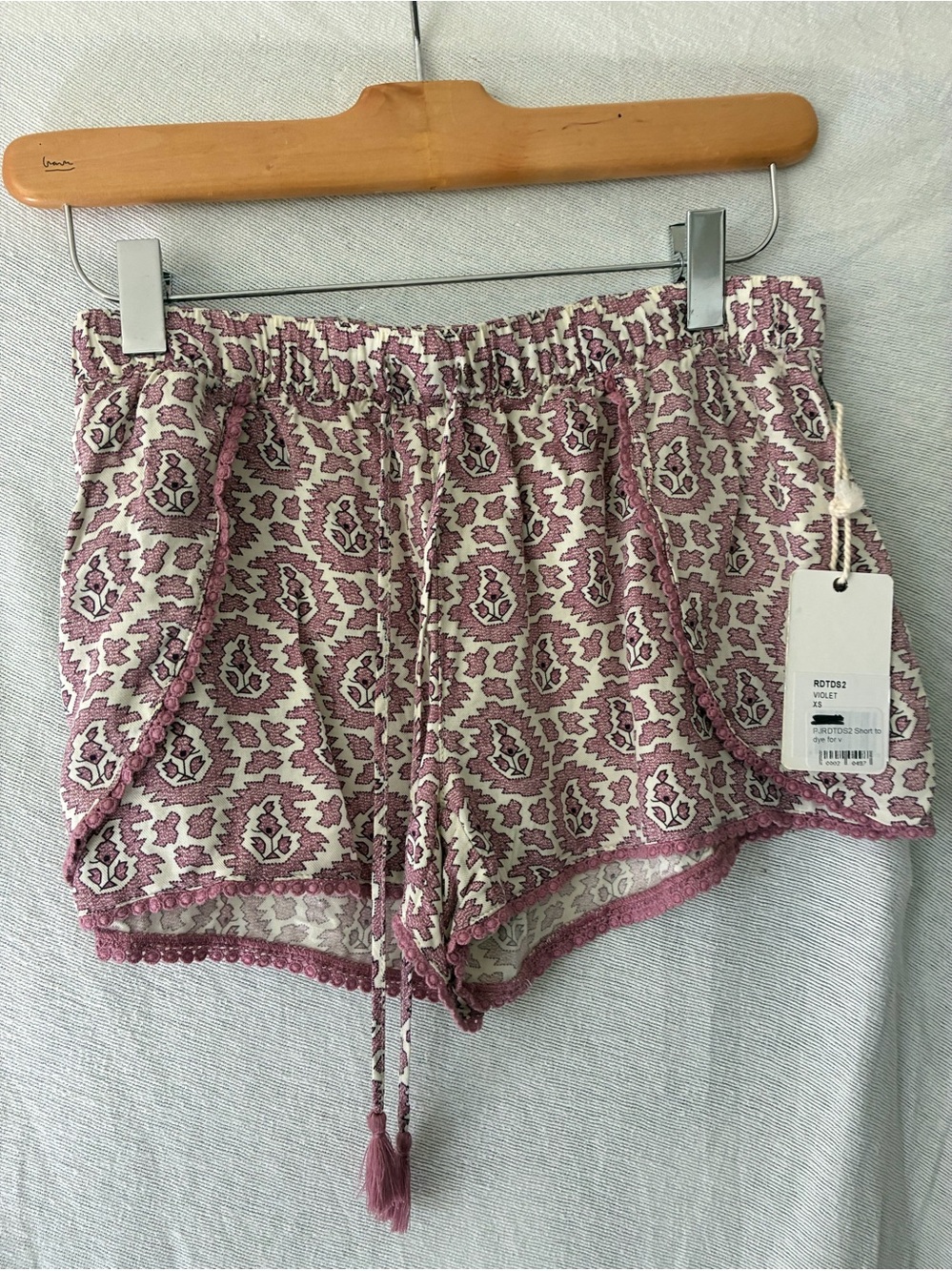 New PJ Salvage “Violet” Pink Size XSmall Printed Shorts
